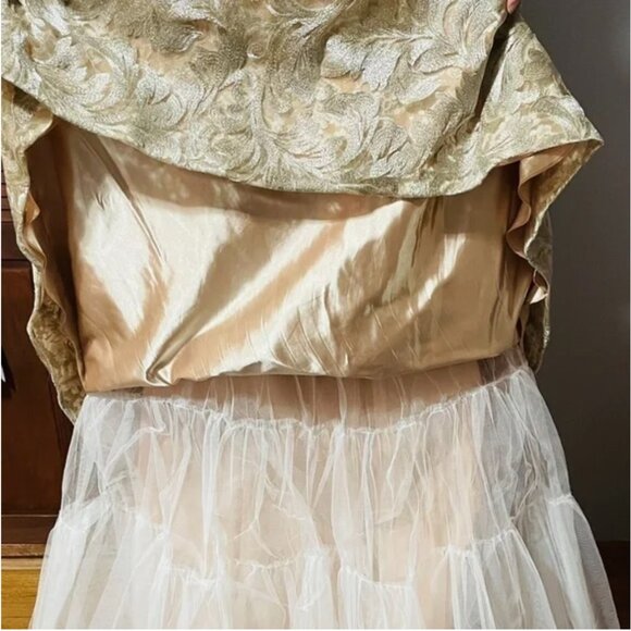 Jovani Champagne Crystal Evening Gown – Size 14 – Worn Once - Picture 13 of 13